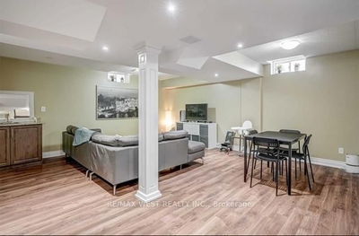 Unit Lower — 33 Lone Rock Circ, Brampton - Bram East image-0-3
