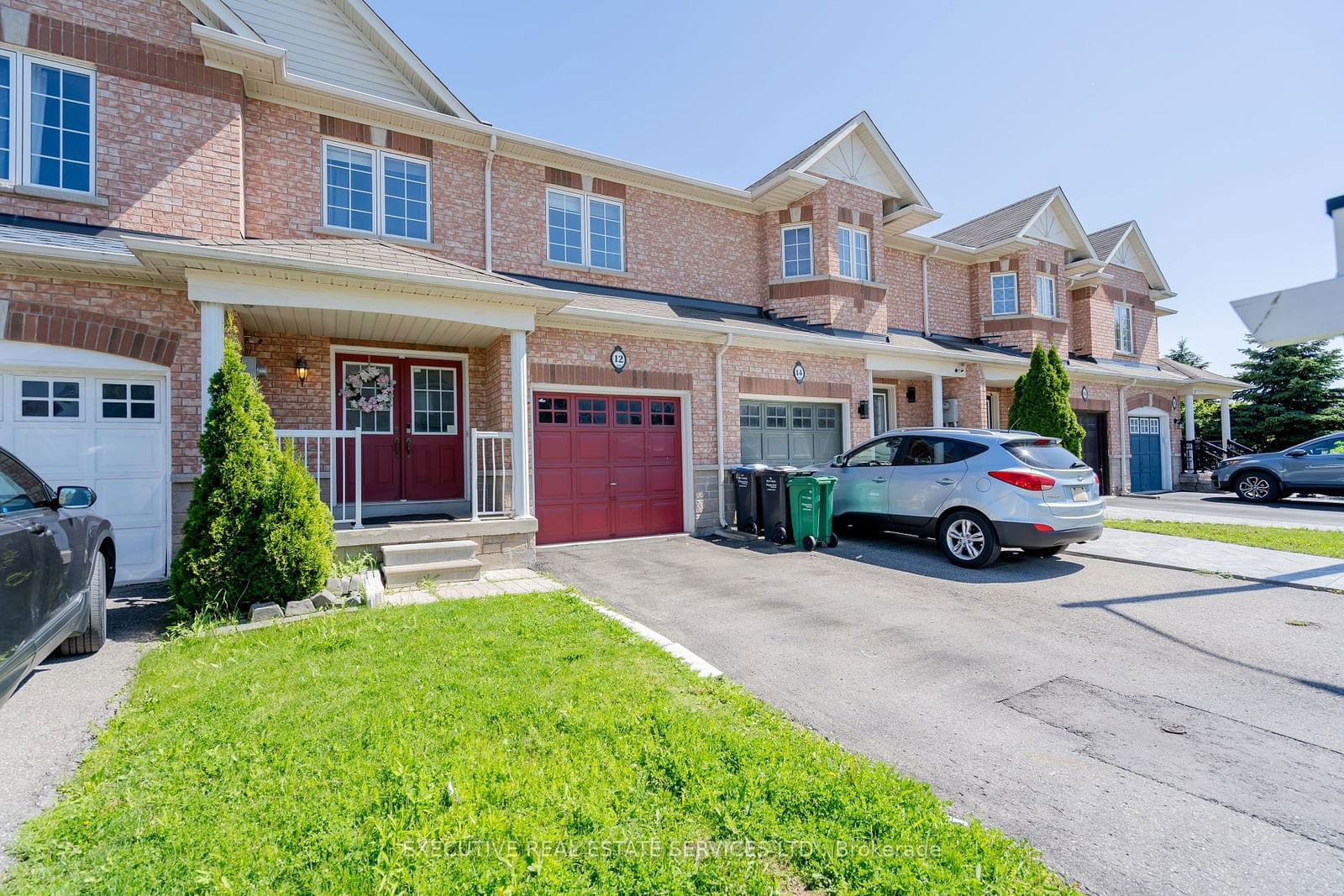 Townhouse for sale at 12 Heartview Road, Brampton, Sandringham-Wellington, L6Z 0C6 - MLS: W11912955