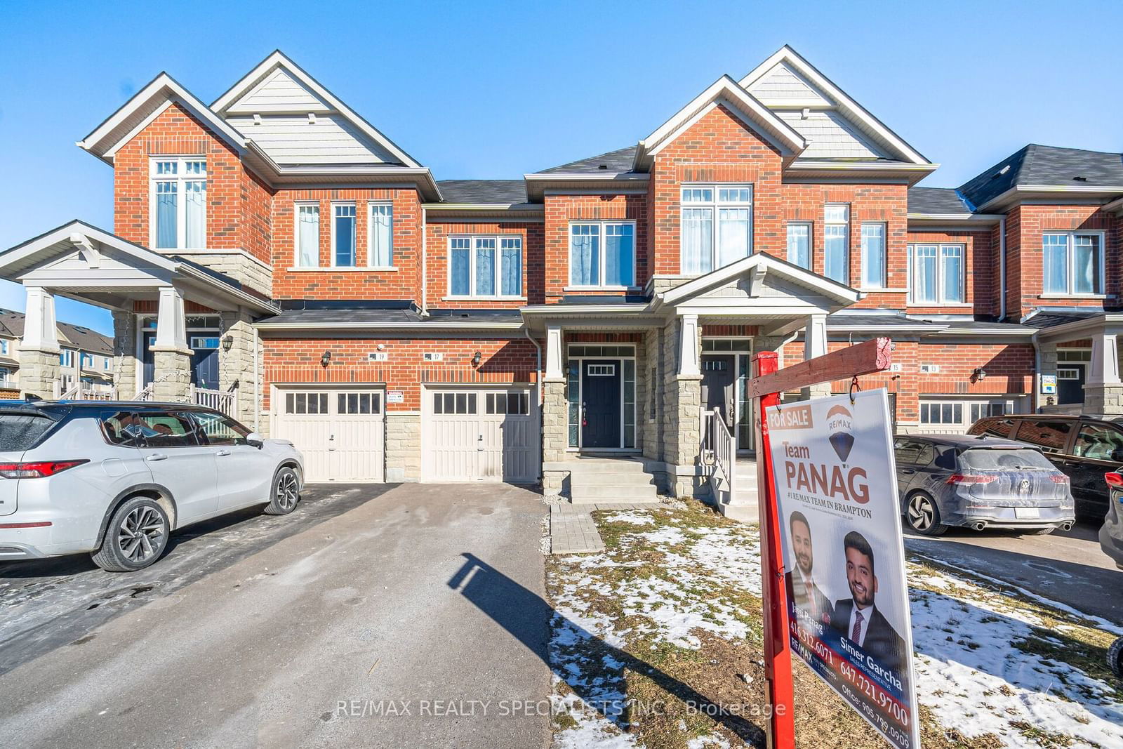 Townhouse for sale at 17 Phyllis Drive, Caledon, Rural Caledon, L7C 4E3 - MLS: W11913645