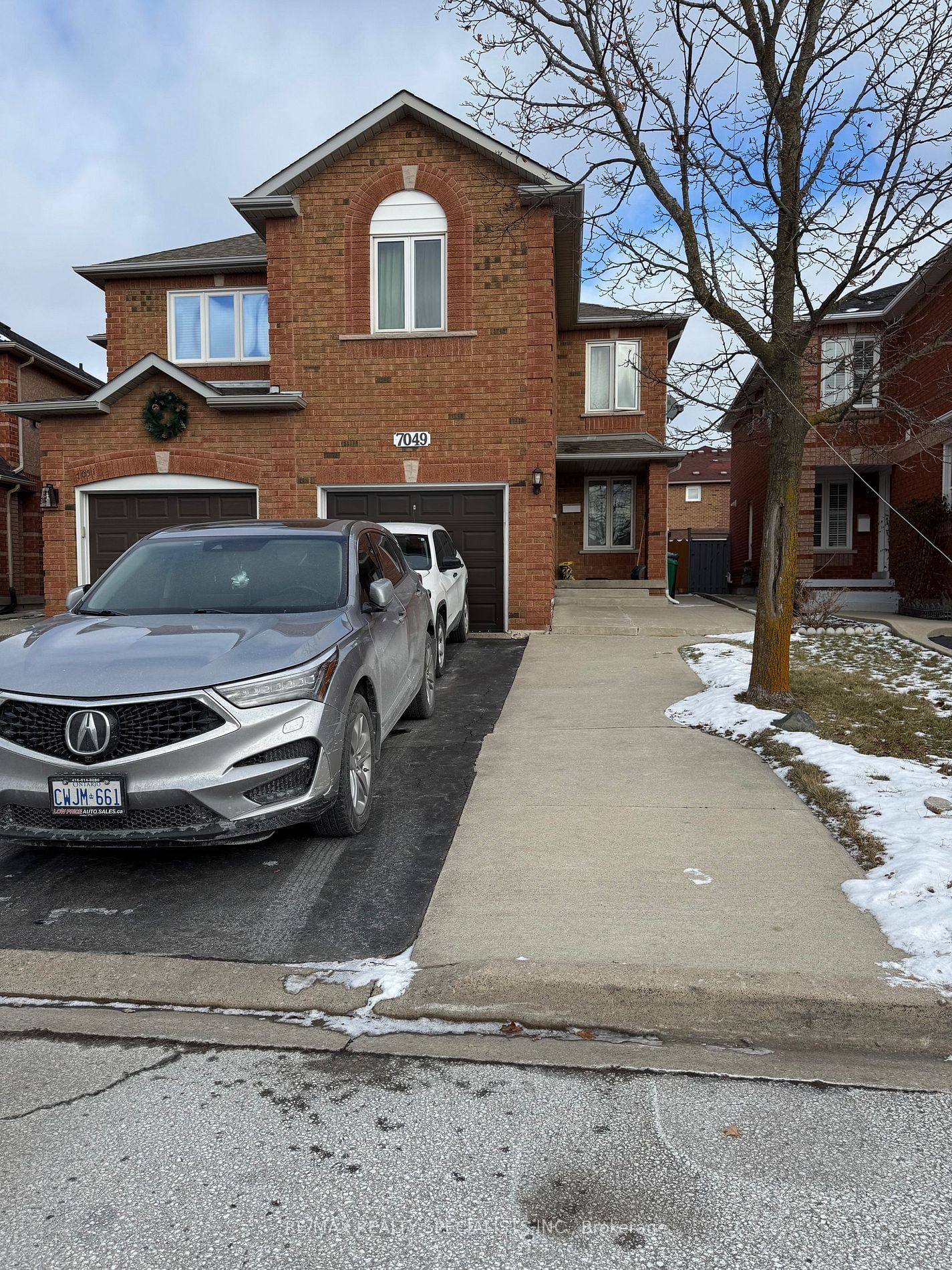 Semi-Detached House for sale at 7049 GRAYDON Court, Mississauga, Lisgar, L5N 7H4 - MLS: W11913924