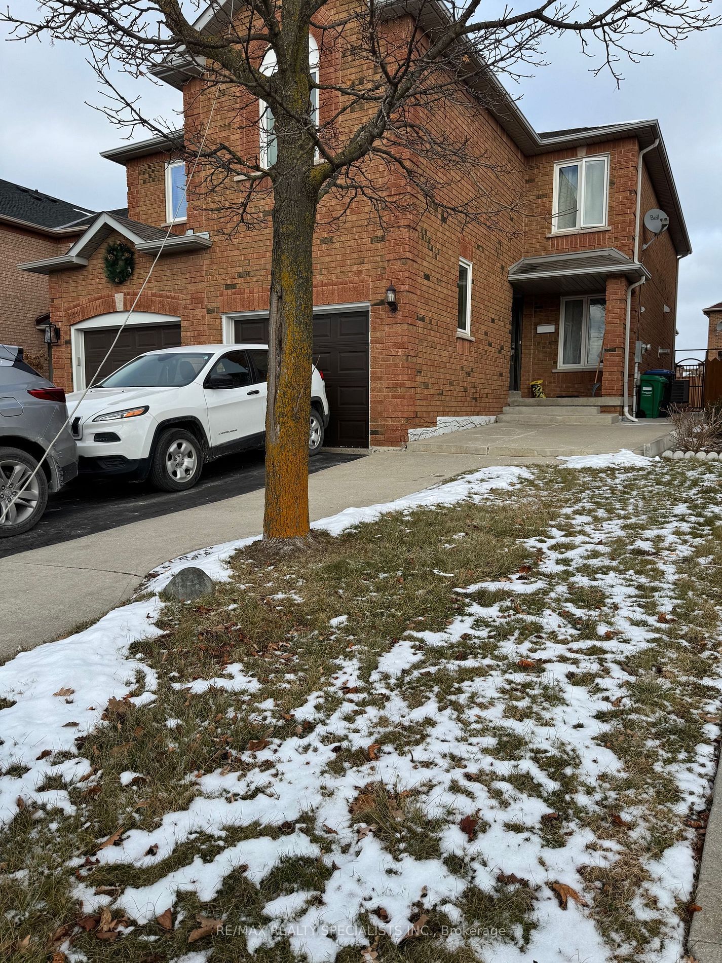 Semi-Detached House for sale at 7049 GRAYDON Court, Mississauga, Lisgar, L5N 7H4 - MLS: W11913924