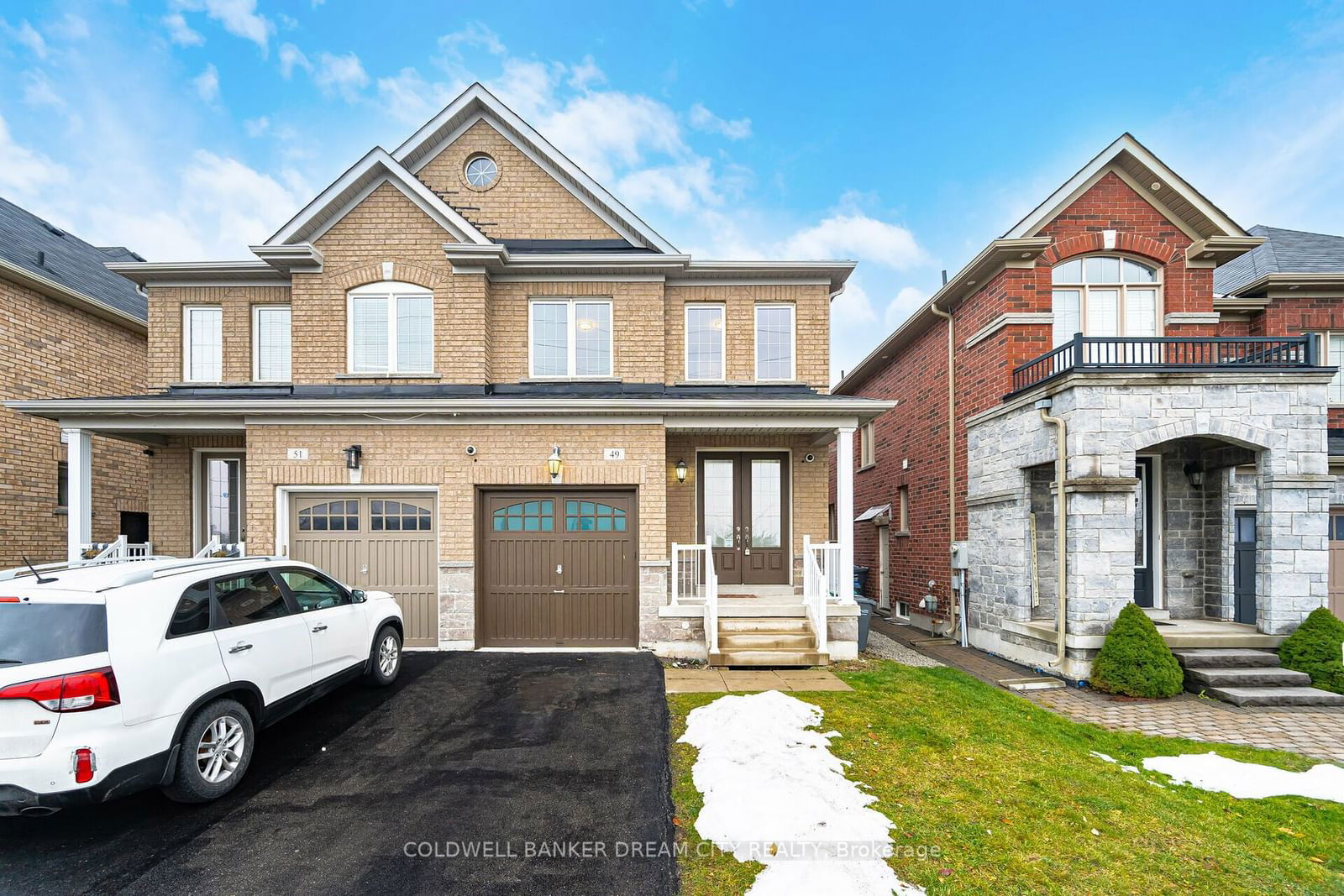 Semi-Detached House leased at 49 Campwood Crescent, Brampton, Bram East, L6P 3S6 - MLS: W11914137