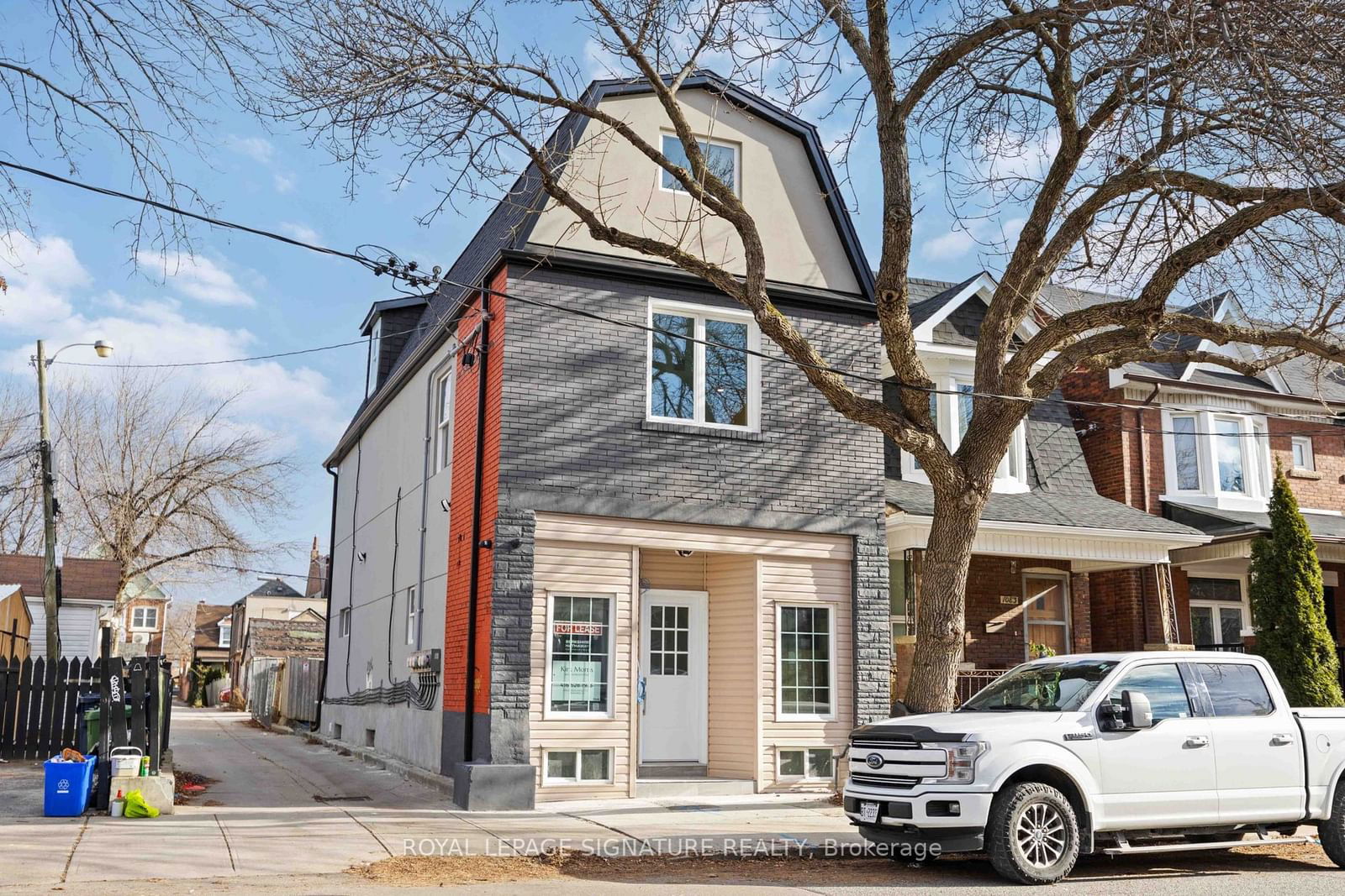 Detached House for lease at 2nd Floor-1085 Dovercourt Road, Toronto, Dovercourt-Wallace Emerson-Junction, M6H 2X7 - MLS: W11914241