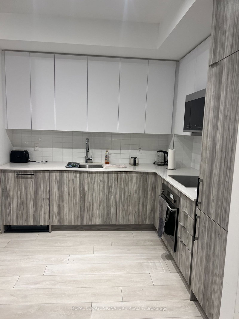 2010 - 297 Oak Walk Dr, Oakville, L6H 3R6 | Image 2