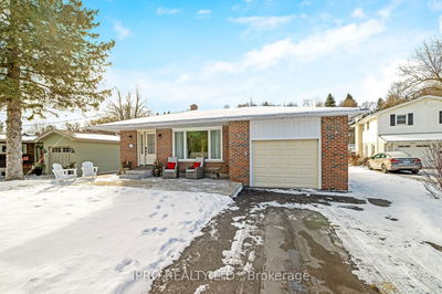 107 Ontario St, Halton Hills - Georgetown