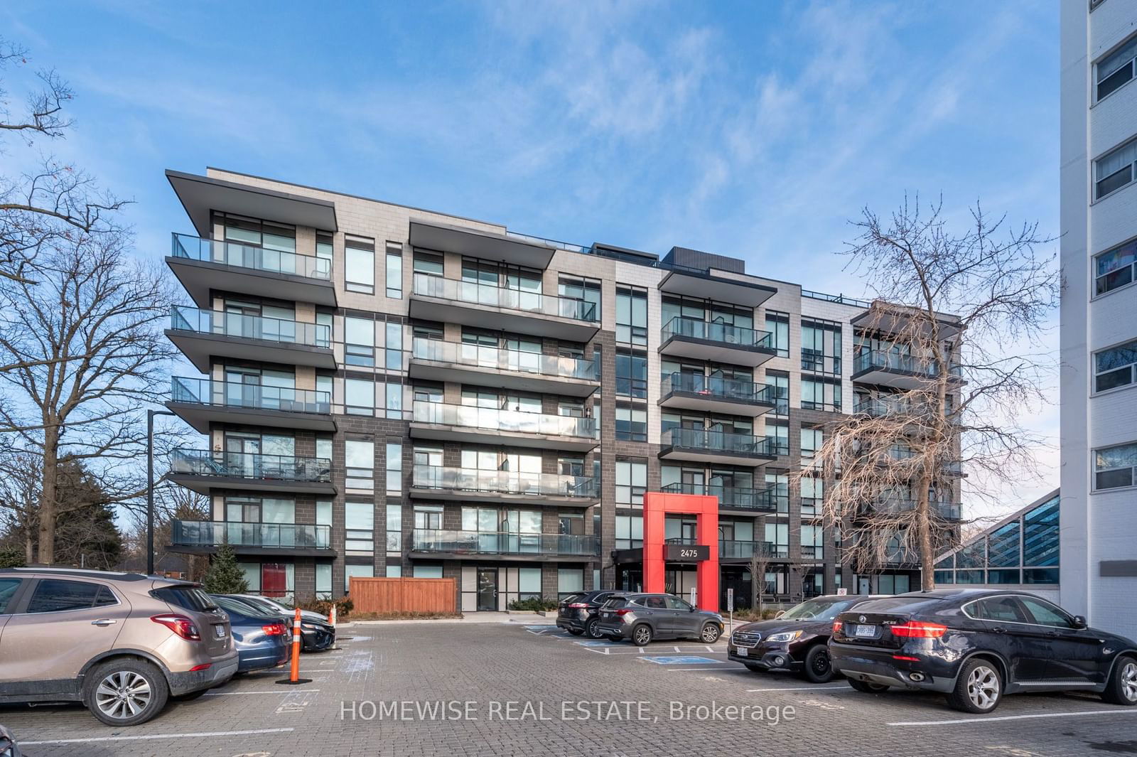 Condo for lease at 313-2475 Hurontario Street, Mississauga, Cooksville, L5A 2G5 - MLS: W11915004