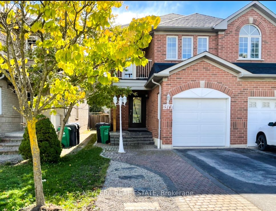 Semi-Detached House leased at 1377 Spring Garden Court, Mississauga, Meadowvale Village, L5N 8K6 - MLS: W11915083