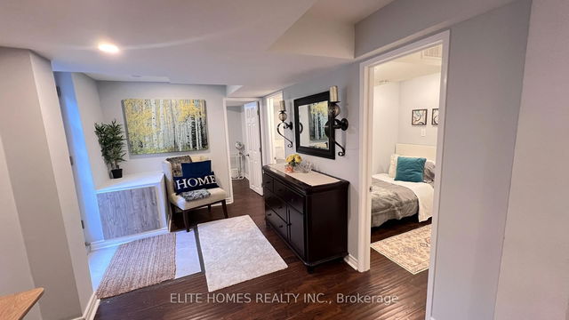 1180 Prestonwood Cres./ Bsmt N/A