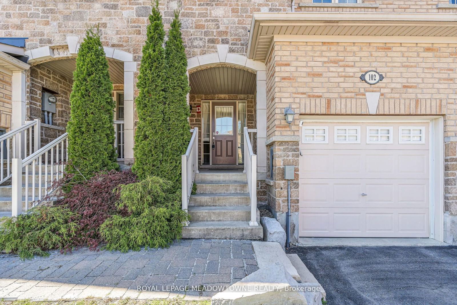 Townhouse for sale at 102 Cedarbrook Road, Brampton, Sandringham-Wellington, L6R 0W4 - MLS: W11915214