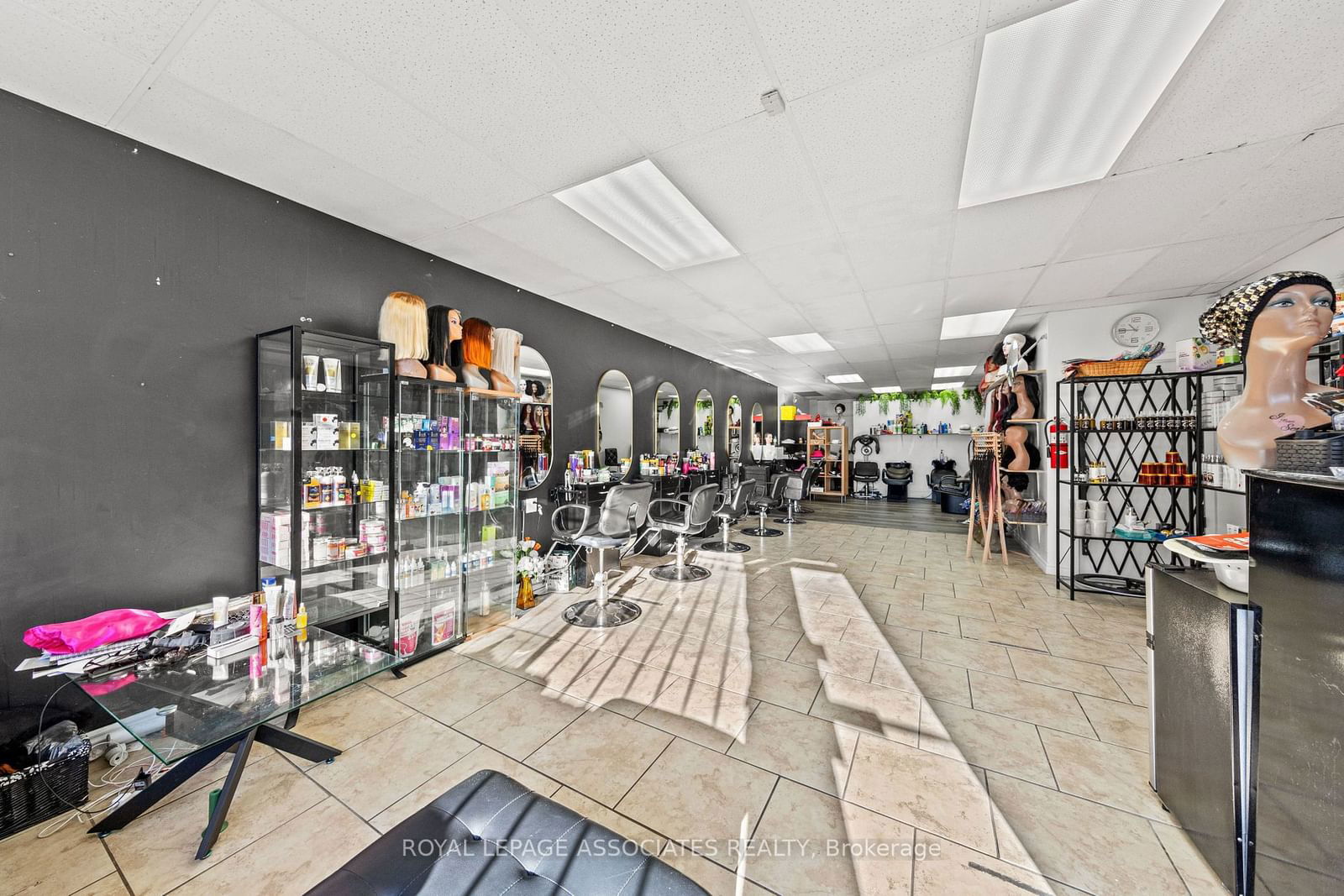 Sale Of Business for sale at Main-576 Rogers Road, Toronto, Keelesdale-Eglinton West, M6M 1B6 - MLS: W11915359