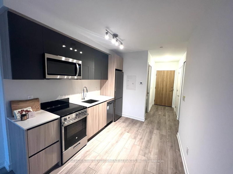 206 - 11 Maryport Ave, Toronto, M3M 0E2 | Image 2