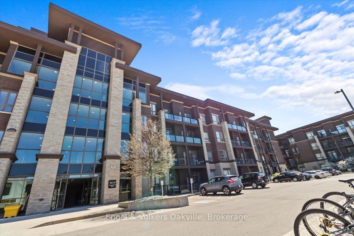 Condo leased at 135-5010 Corporate Drive, Burlington, Uptown, L7L 0H6 - MLS: W11915464