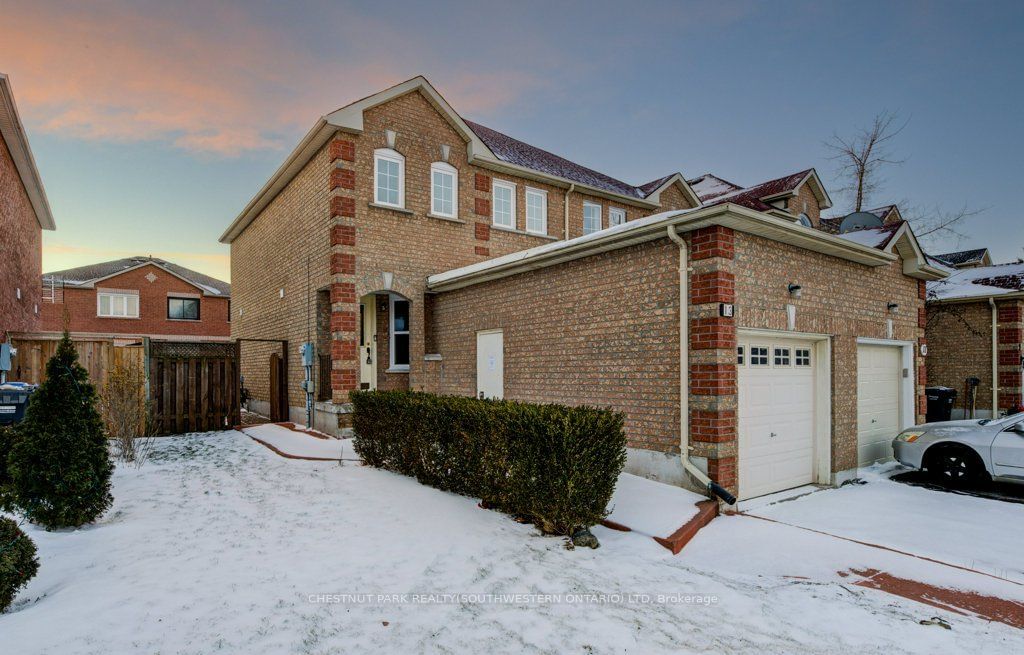 Semi-Detached House sold at 13 McCleave Crescent, Brampton, Fletcher's West, L6Y 4Z6 - MLS: W11915547