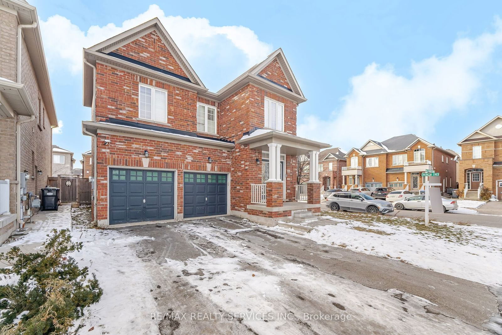 Detached House sold at 1 Ballyhaise Crescent, Brampton, Credit Valley, L6X 0Y2 - MLS: W11915644