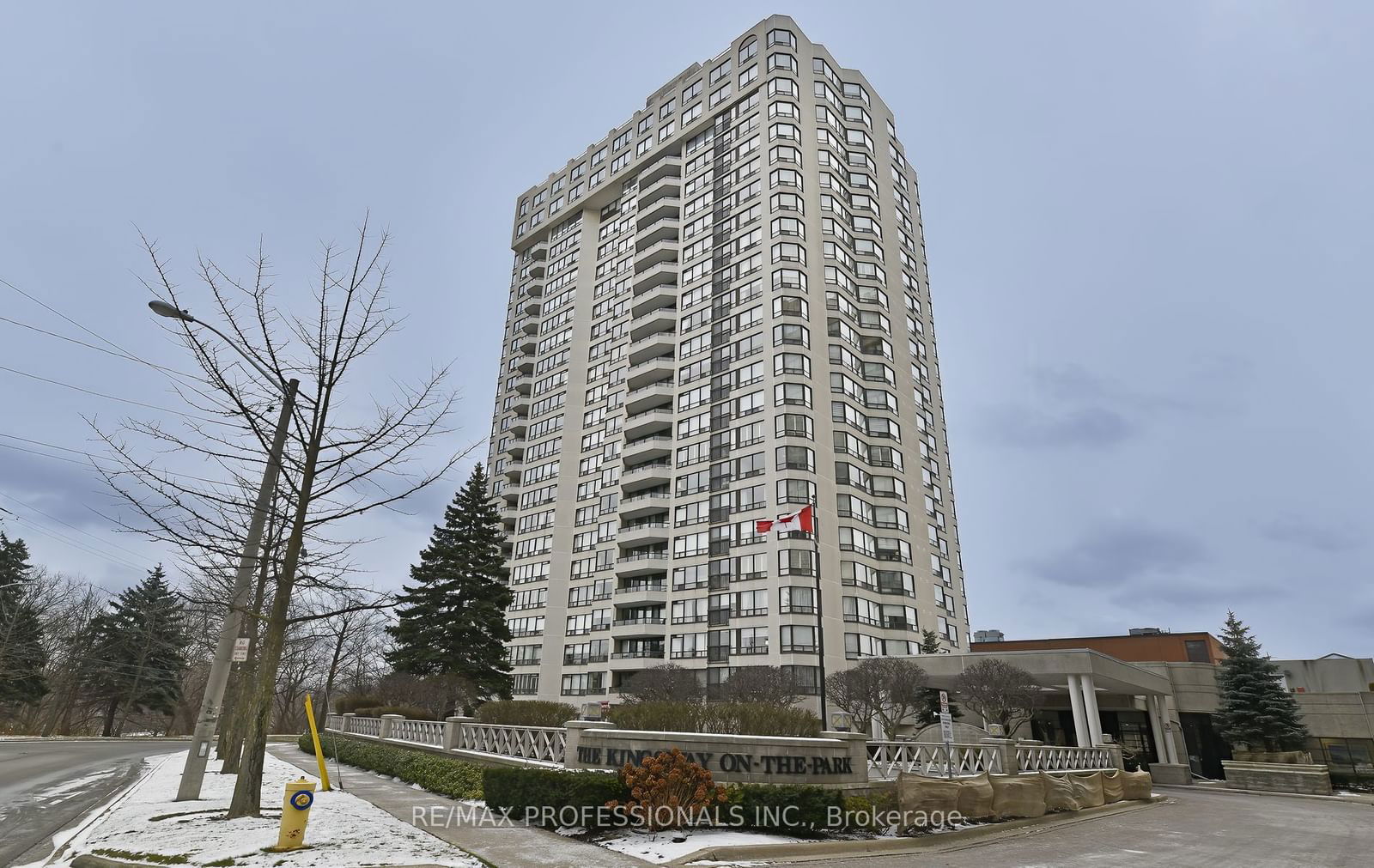 Condo sold at 1505-1 Aberfoyle Crescent, Toronto, Islington-City Centre West, M8X 2X8 - MLS: W11915818