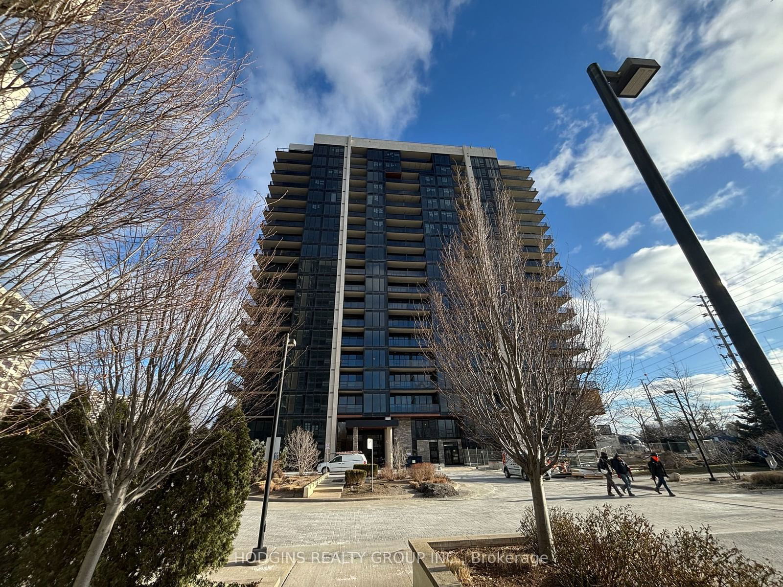 Condo leased at 306-1035 Southdown Road, Mississauga, Clarkson, L5J 0A2 - MLS: W11915872