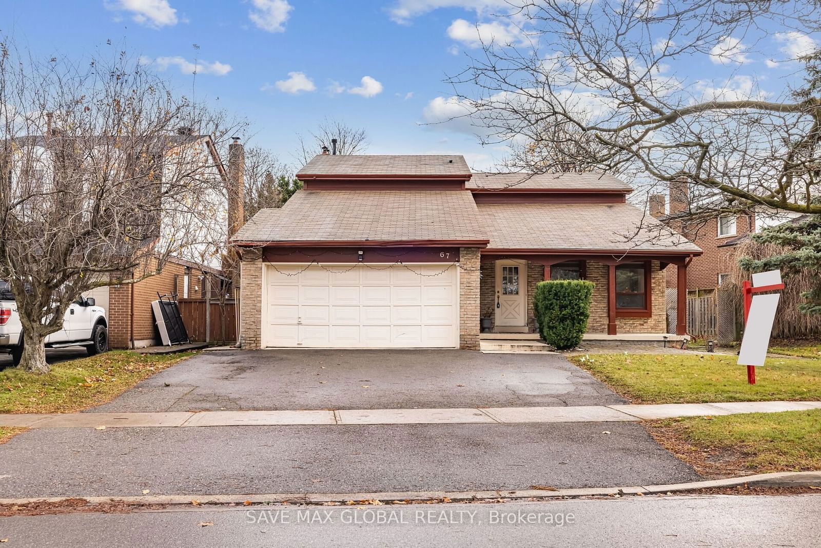 Detached House for sale at 67 Massey Street, Brampton, Central Park, L6S 3A3 - MLS: W11915897