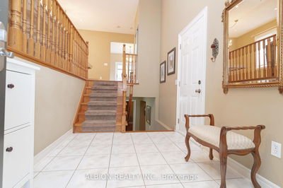 30 Rushbrook Dr, Brampton - Vales of Castlemore image-0-4