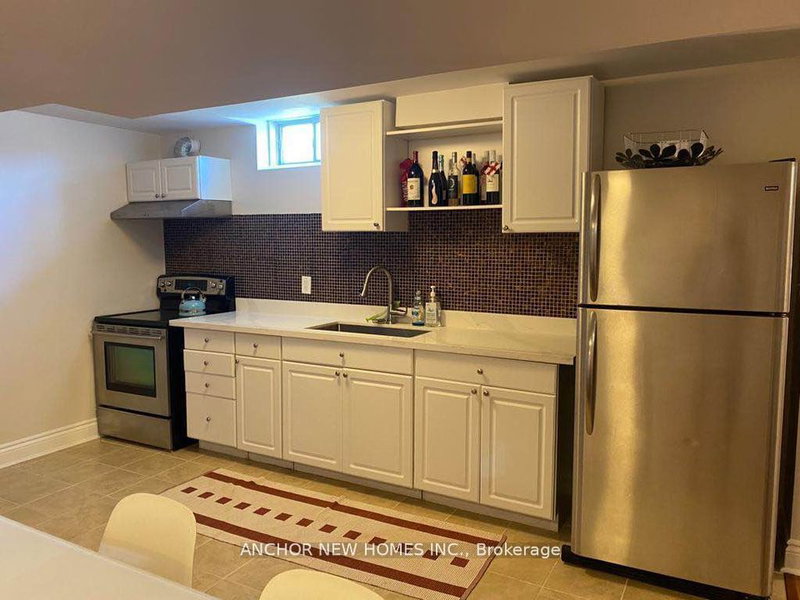 Bsmt - 6984 Amour Terr, Mississauga, L5W 1G5 | Image 3