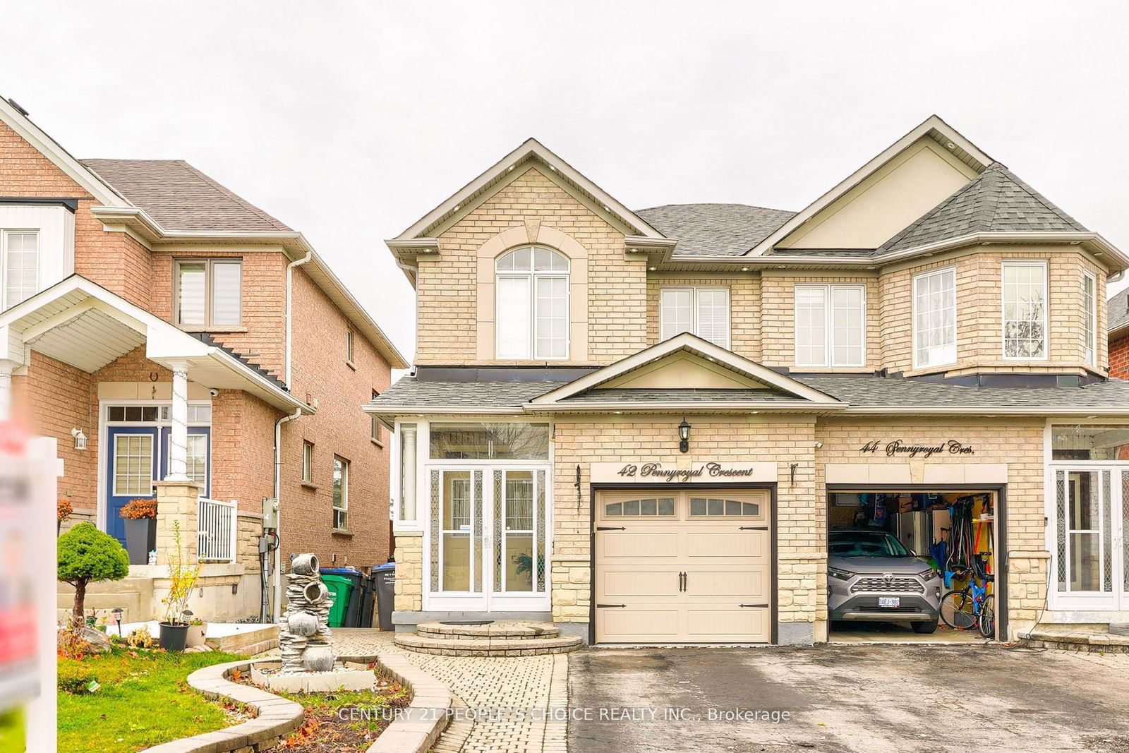 Semi-Detached House for sale at 42 Pennyroyal Crescent, Brampton, Bramalea North Industrial, L6S 6J7 - MLS: W11916249