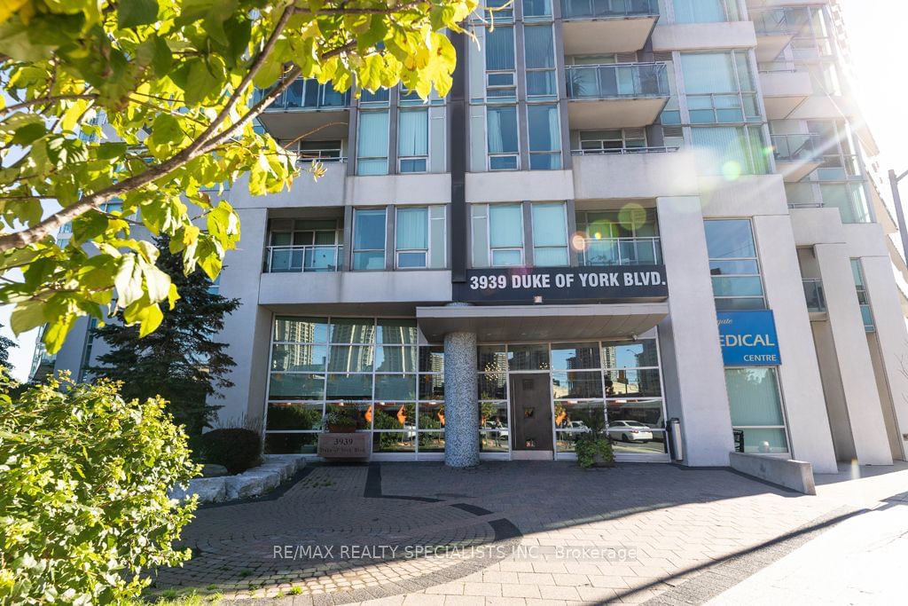 Condo leased at 302-3939 Duke Of York Boulevard, Mississauga, City Centre, L5B 4N2 - MLS: W11916707