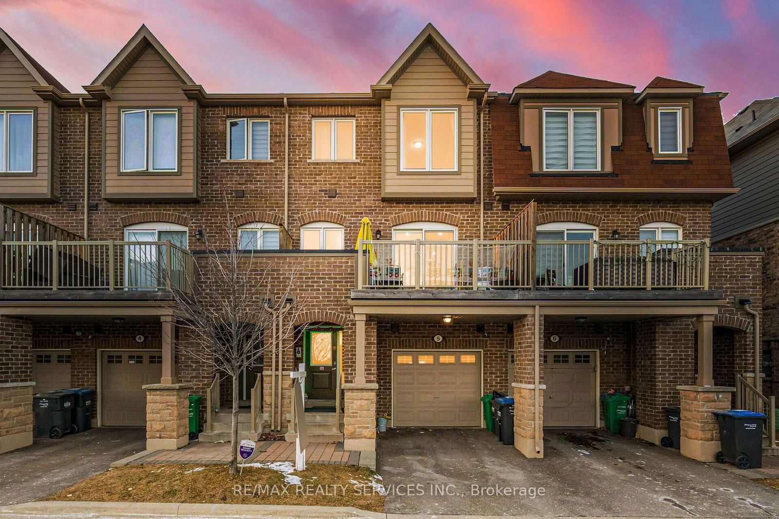 Townhouse for sale at 5-50 Edinburgh Drive, Brampton, Bram West, L6Y 1N9 - MLS: W11917122