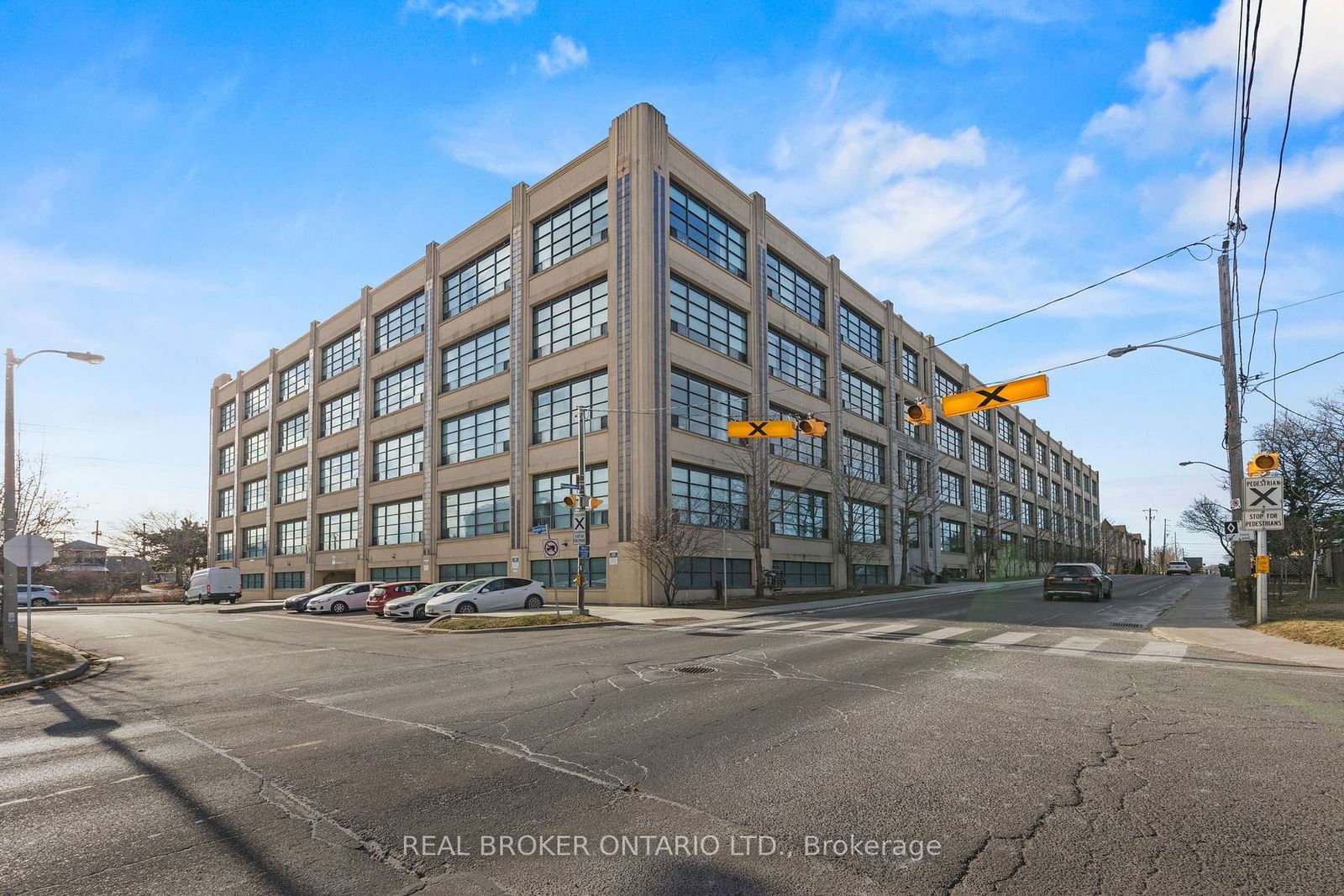 Condo for sale at 112-1001 Roselawn Avenue, Toronto, Briar Hill-Belgravia, M6B 4M4 - MLS: W11917216