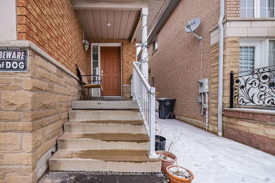 603 Warhol Way, Mississauga - Meadowvale Village image-0-3