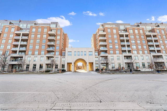 102 - 2480 Prince Michael Drive
