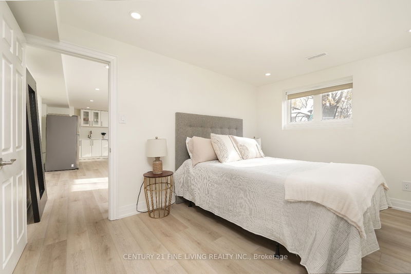 home for lease on 51 Rathburn Road