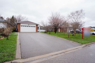 Detached House for lease at 31 Dorchester Drive, Brampton, Southgate, L6T 3C8 - MLS: W11917799