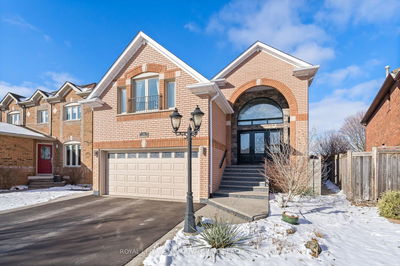 34 Hepburn Cres, Halton Hills - Georgetown image-0-3