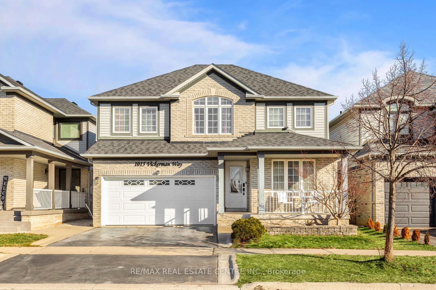 Detached House for sale at 1015 Vickerman Way, Milton, 1028 - CO Coates, L9T 0B9 - MLS: W11918188