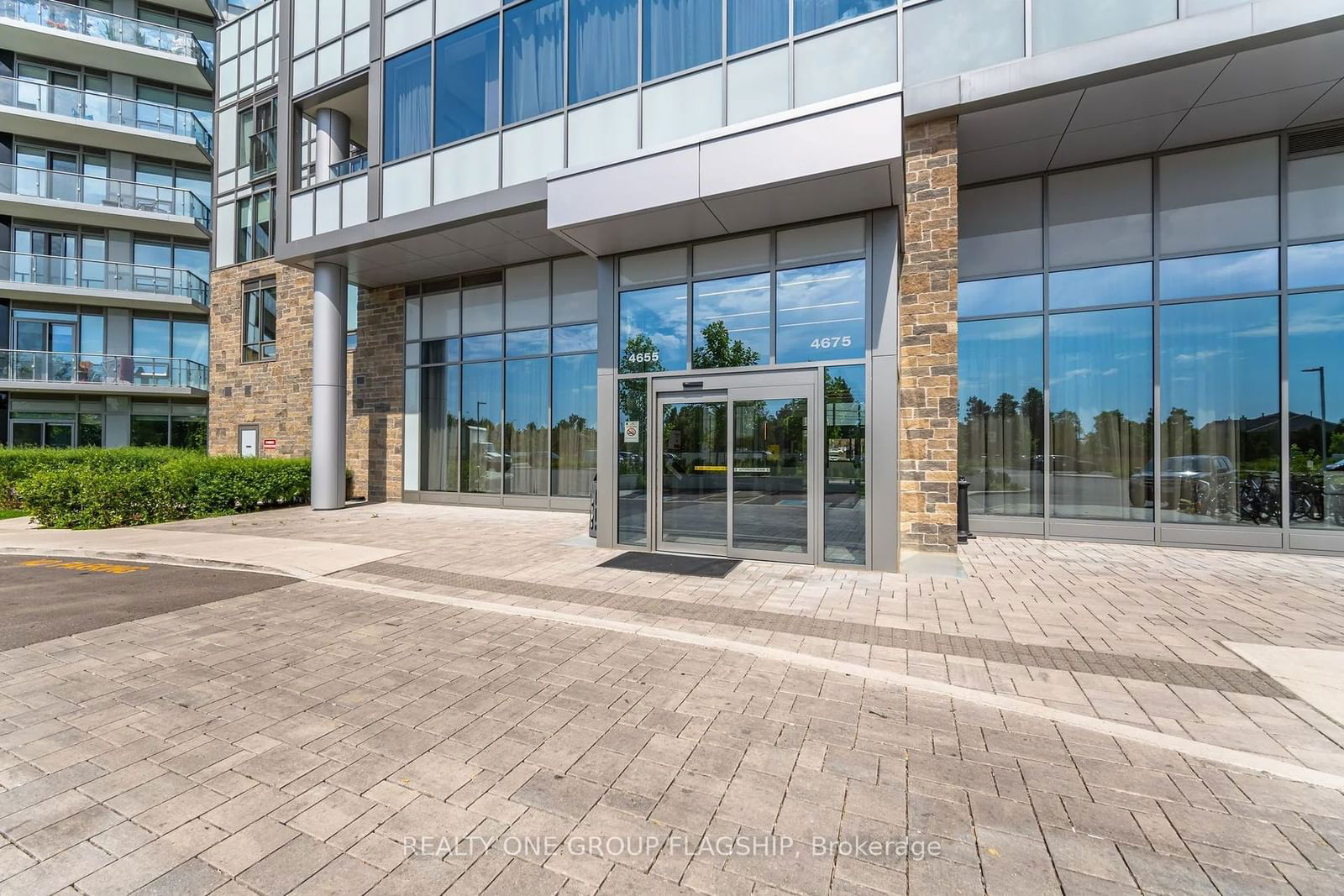 Condo leased at 1706-4655 Metcalfe Avenue, Mississauga, Central Erin Mills, L5M 0Z7 - MLS: W11918213