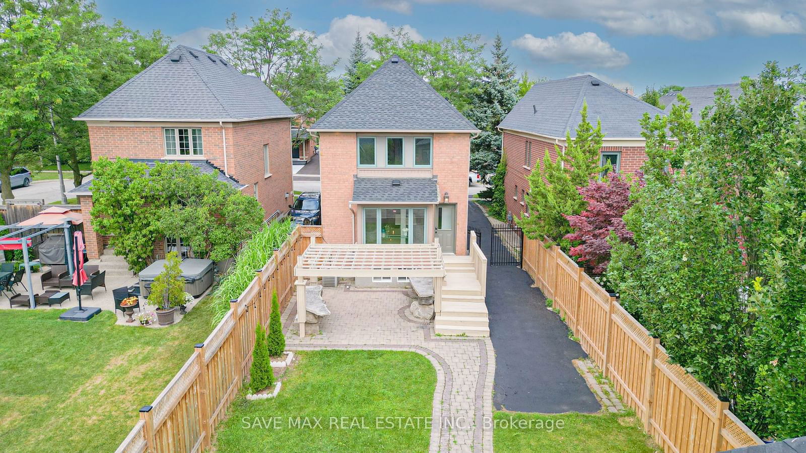 Detached House for sale at 2651 Devonsley Crescent, Oakville, River Oaks, L6H 6J2 - MLS: W11918247