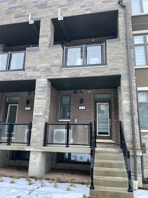 Townhouse leased at 43-25 Fieldridge Crescent, Brampton, Brampton North, L6R 4G6 - MLS: W11918385