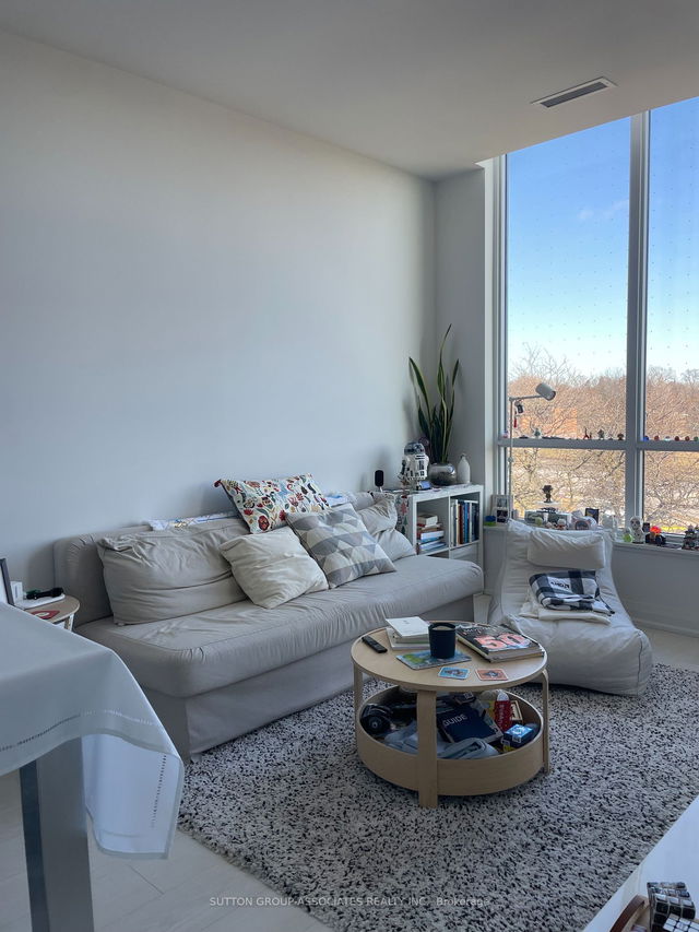 313 - 10 Gibbs Road