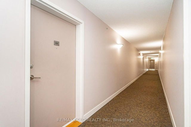 1414 - 8 Dayspring Circle