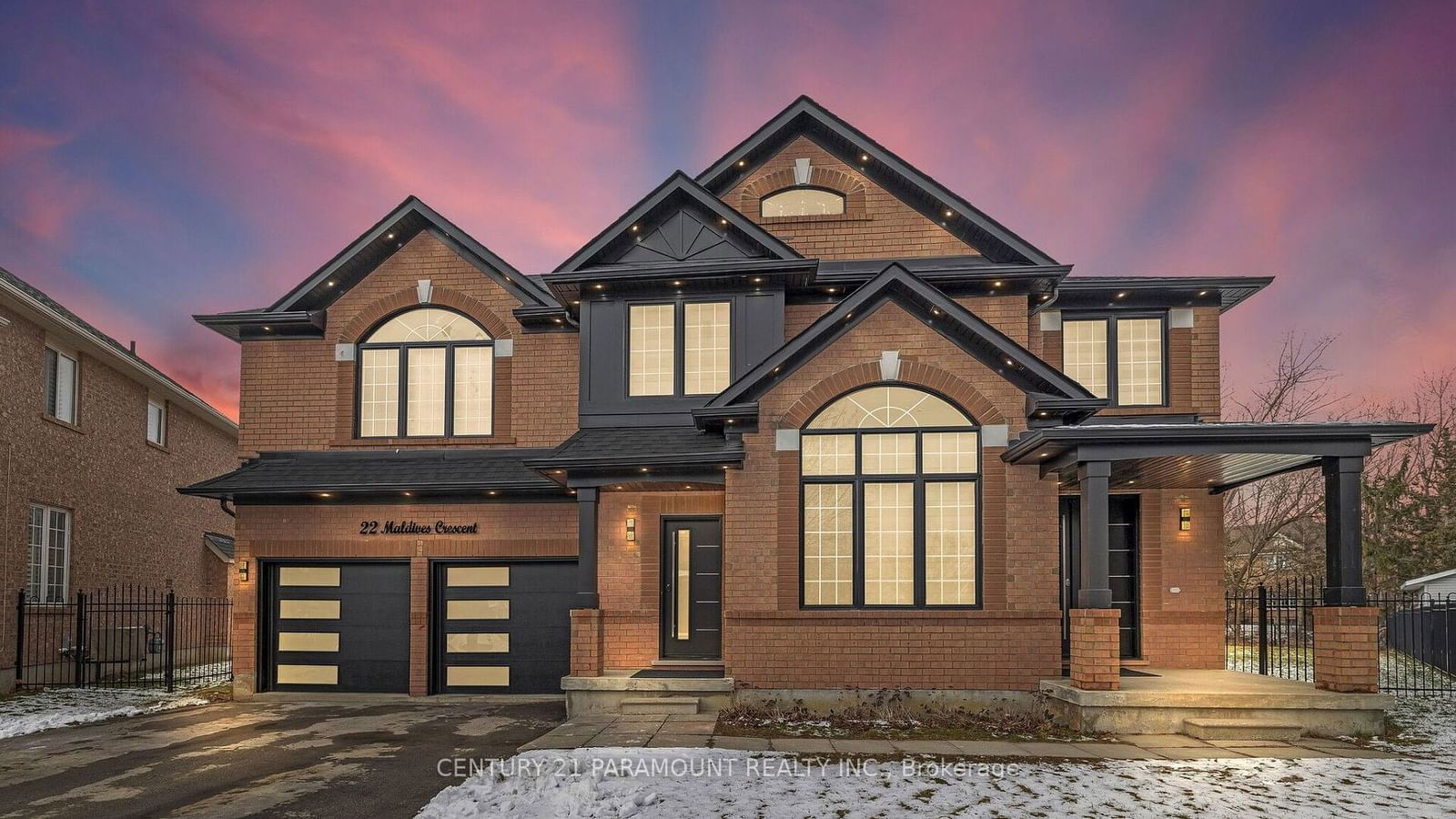 Detached House for sale at 22 Maldives Crescent, Brampton, Vales of Castlemore, L6P 1L5 - MLS: W11918917