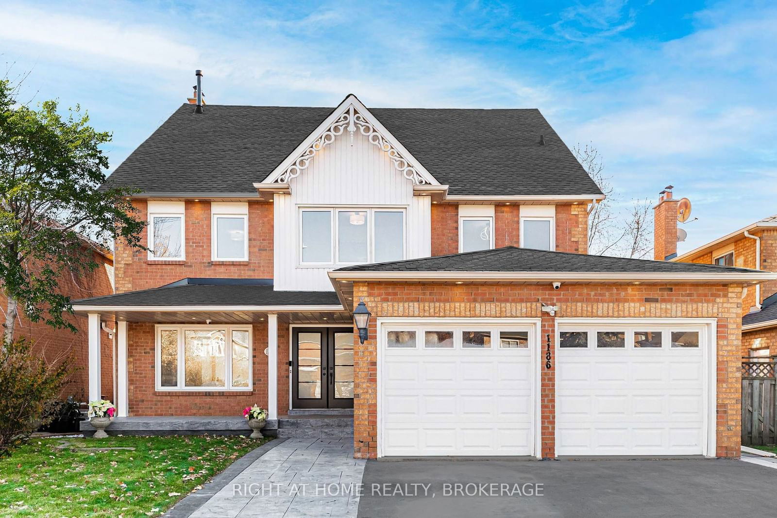 Detached House for sale at 1186 Glenashton Drive, Oakville, Iroquois Ridge North, L6H 5L7 - MLS: W11919053