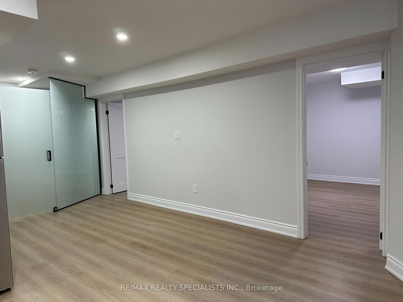 Room2