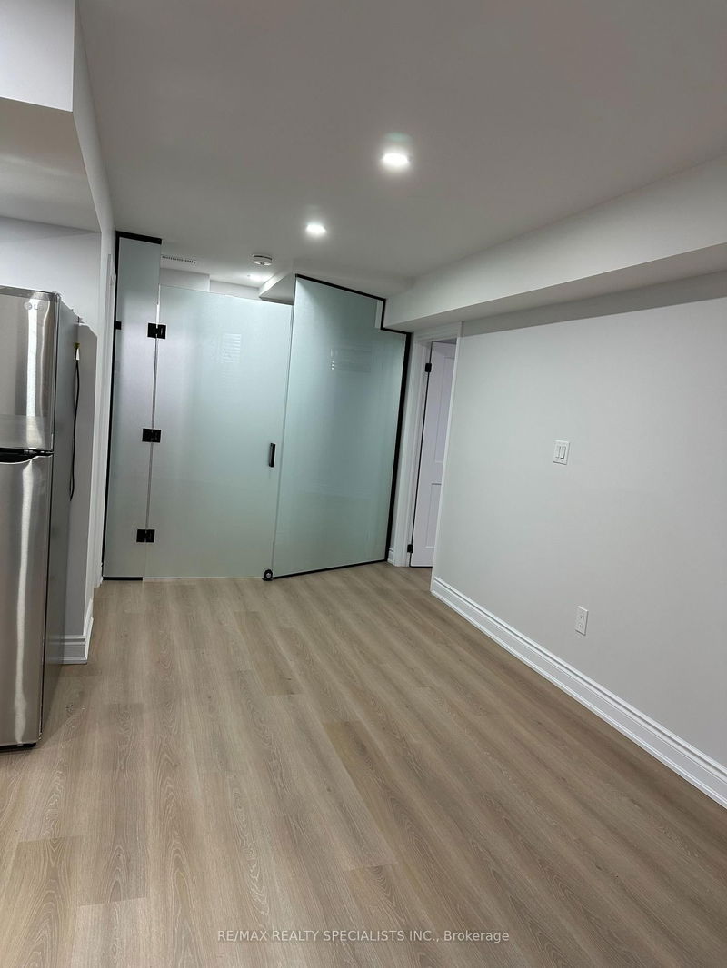 Room1