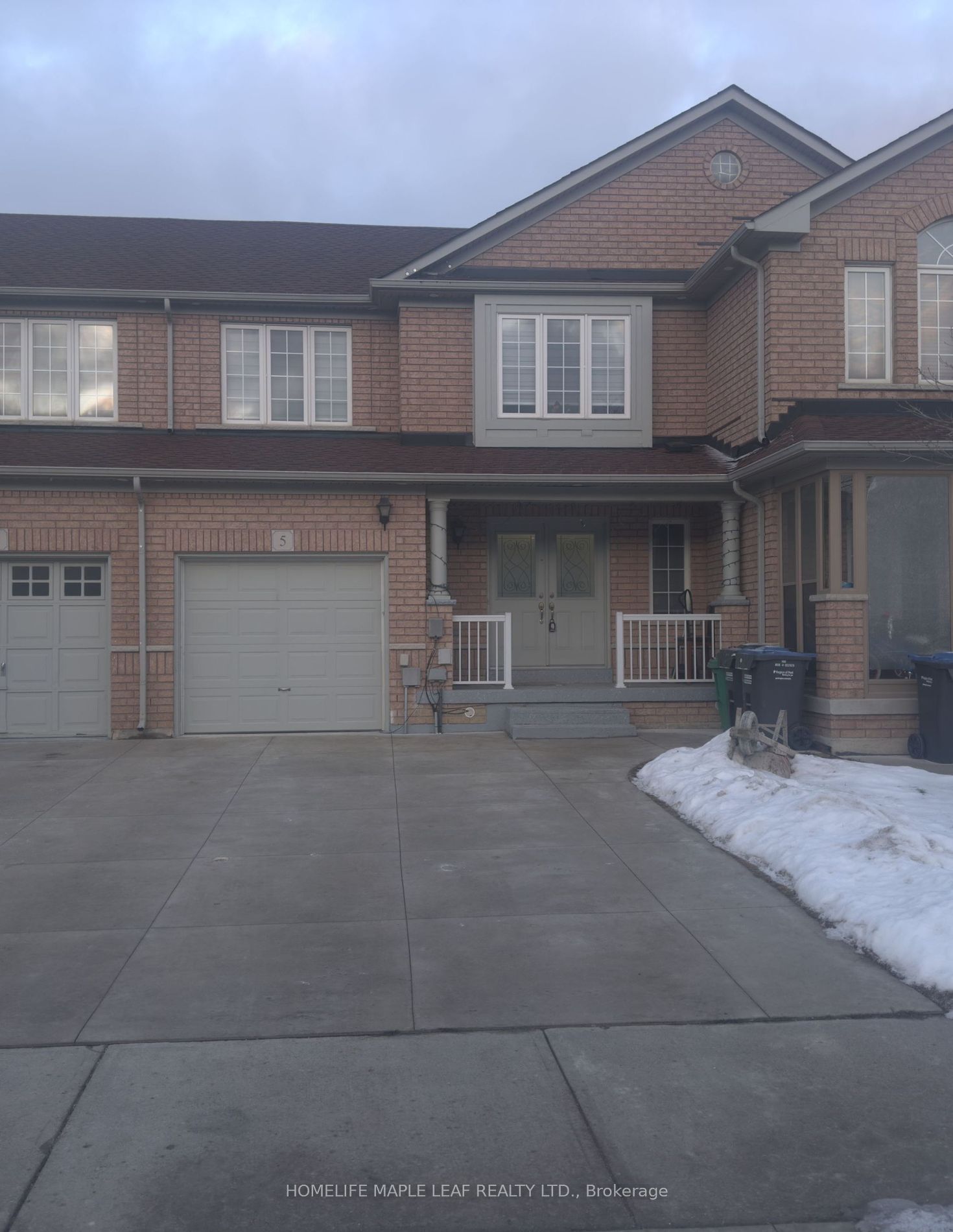 Townhouse for lease at 5 Soapstone Trail, Brampton, Sandringham-Wellington, L6R 0J2 - MLS: W11919509