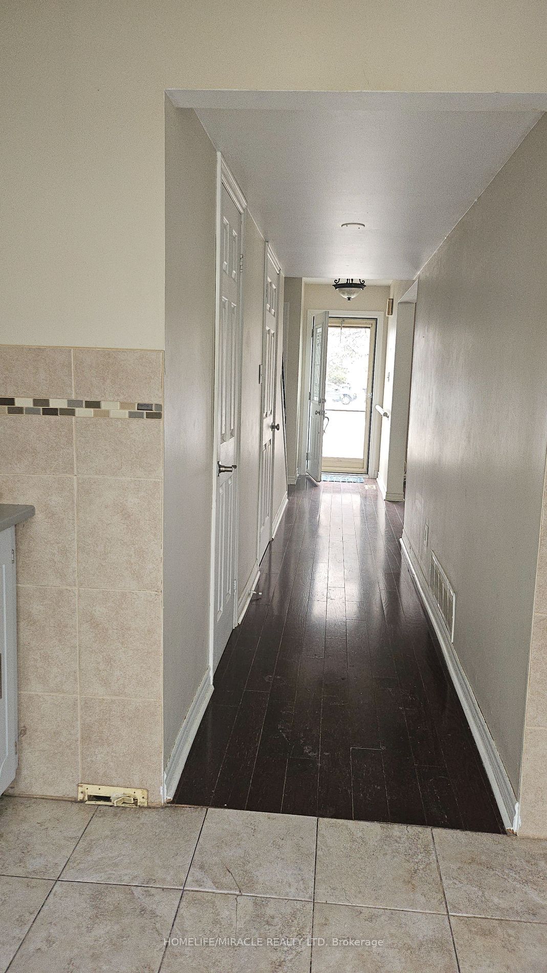 Townhouse for lease at 24 Guildford Crescent, Brampton, Central Park, L6S 3K2 - MLS: W11919596