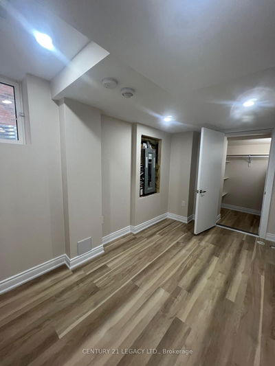 146 Adventura Rd, Brampton - Northwest Brampton image-0-2