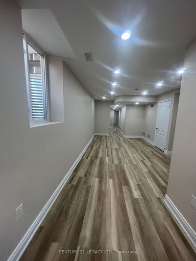 146 Adventura Rd, Brampton - Northwest Brampton image-0-3