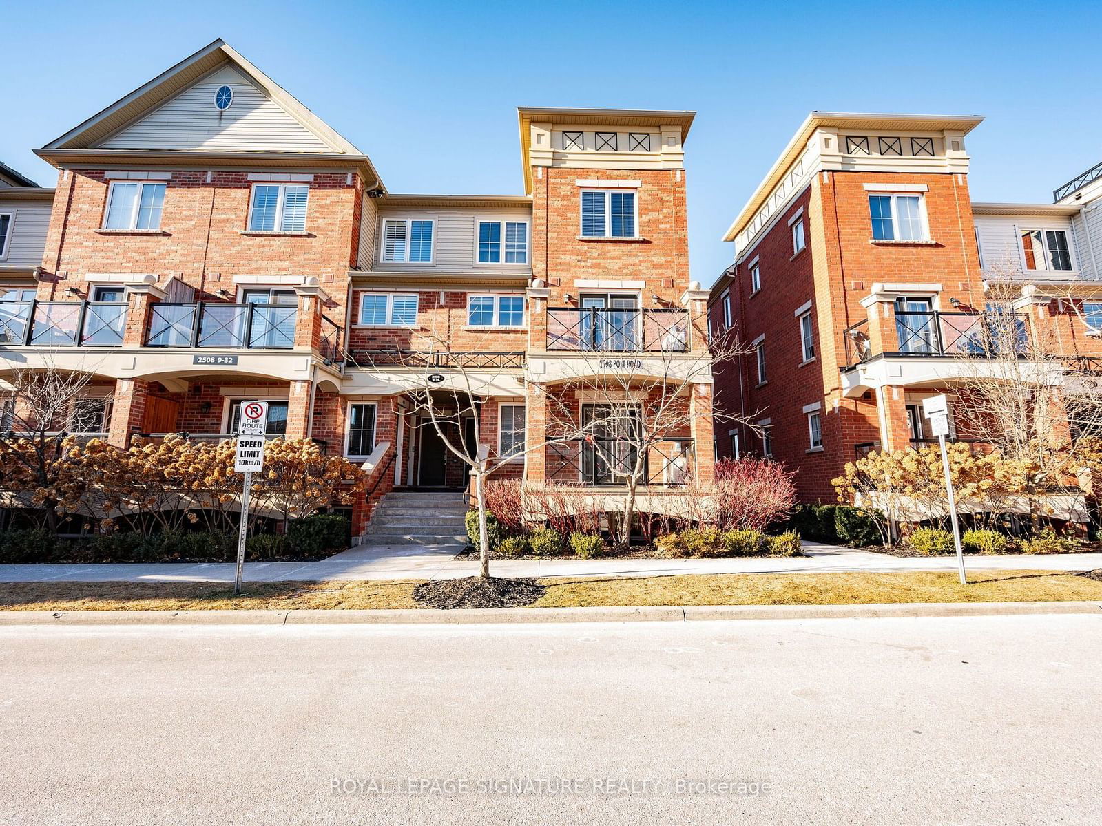 Townhouse for sale at 11-2508 Post Road, Oakville, 1015 - RO River Oaks, L6J 0J2 - MLS: W11919925