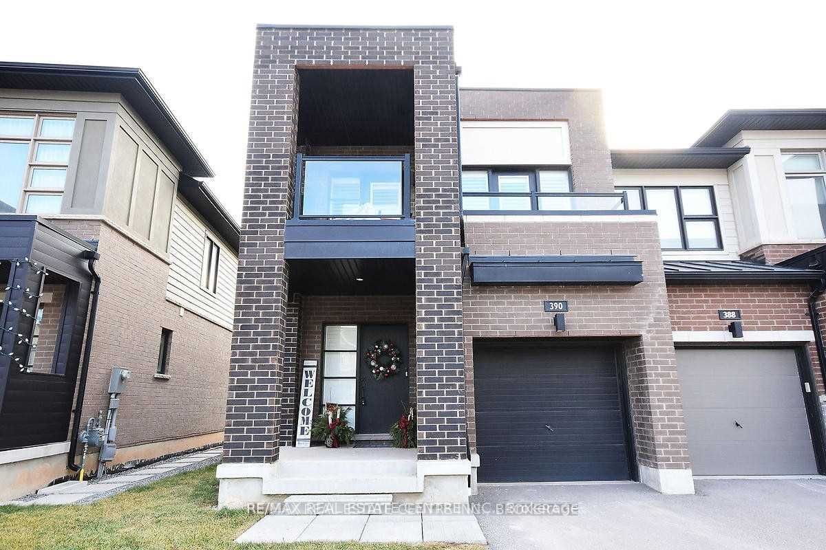 Townhouse for lease at 390 Wheat Boom Drive, Oakville, Rural Oakville, L6H 0R4 - MLS: W11919927