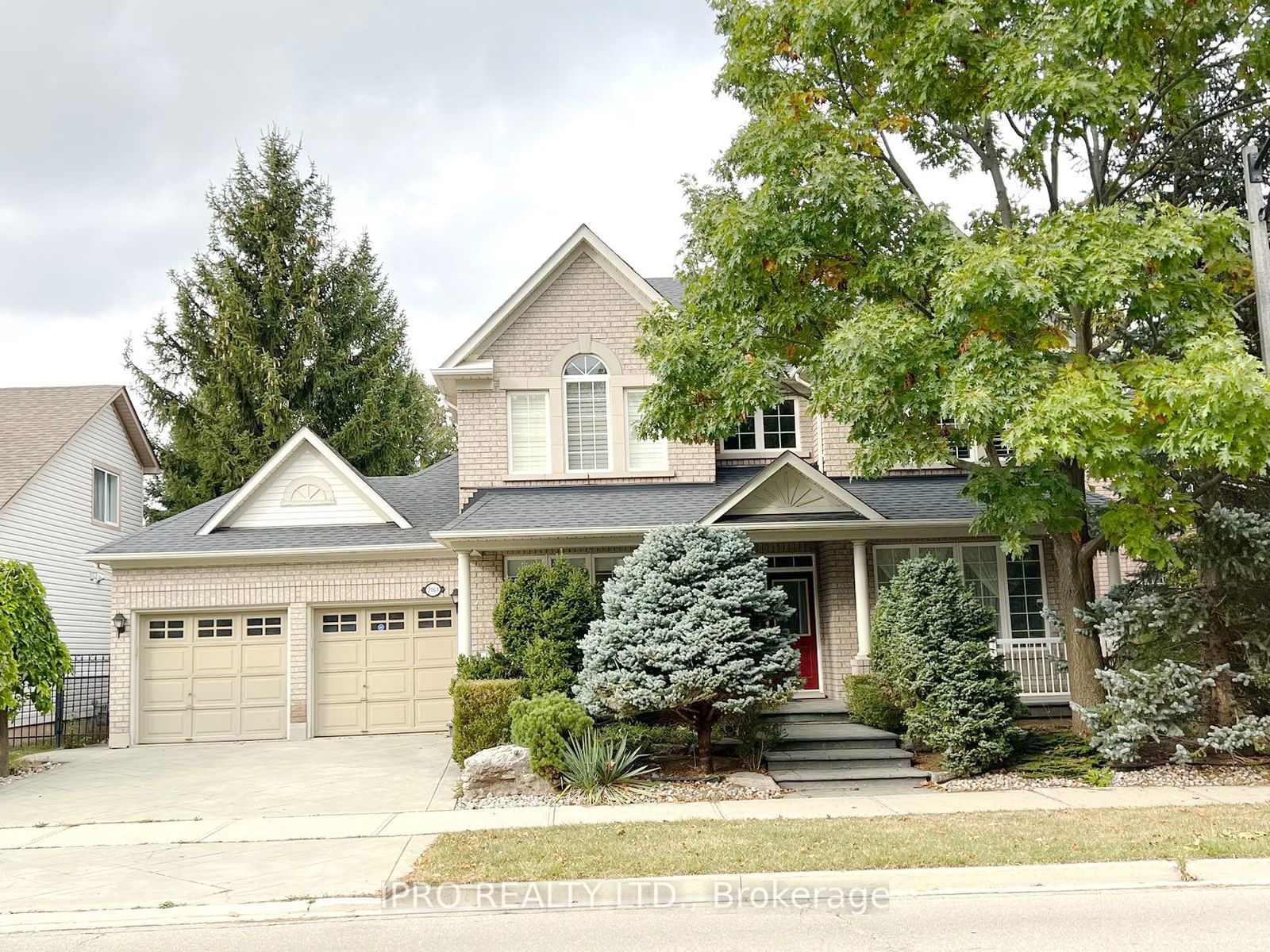 Detached House for lease at 2167 Bloomfield Drive, Oakville, West Oak Trails, L6M 3X7 - MLS: W11920004