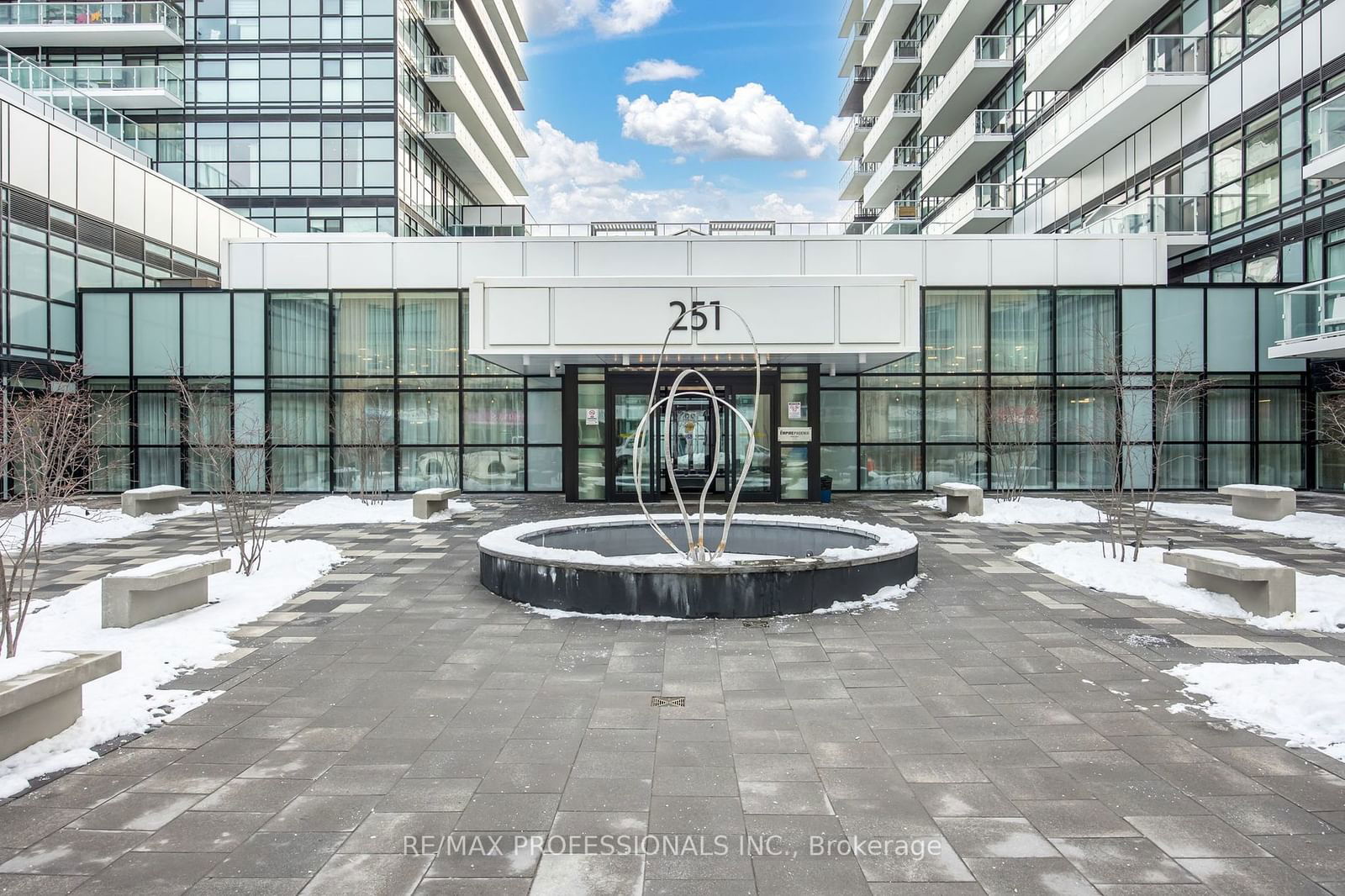 Condo for sale at 414-251 Manitoba Street, Toronto, Mimico, M8Y 0C7 - MLS: W11920273